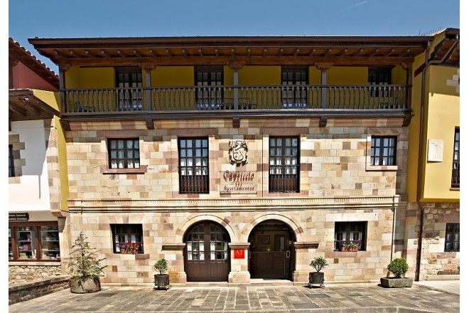 Apartamentos Capriccio Santillana del Mar Exterior photo